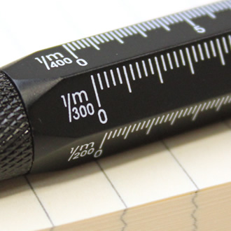 4段階の縮尺で図面確認もできるスケール10cmまでの縮尺が、1/100~1/400の4段階で記載されています。