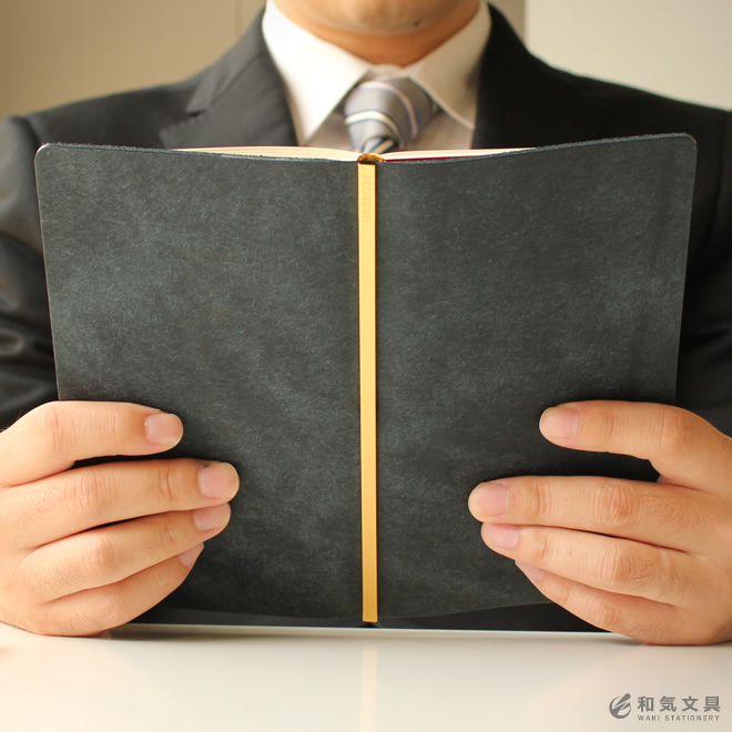 プロッター　ＰＬＯＴＴＥＲ　プエブロ　Puebro　バイブルサイズ　Bible システム手帳　薄型　ギフト　クリスマス　バレンタインデー　ホワイトデー  誕生日　ラッピング無料　送料無料　入学祝　就職祝