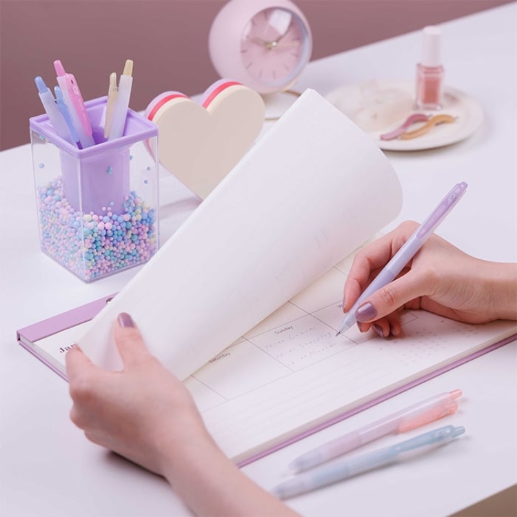 <b>ネオンカラー</b>ポップで鮮やか！アイデアがひらめくカラフルな発色