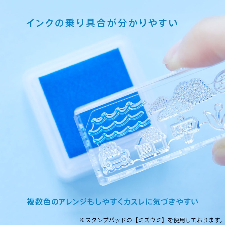 持ち手はアクリル素材なので、汚れてもすぐに拭きとれます。