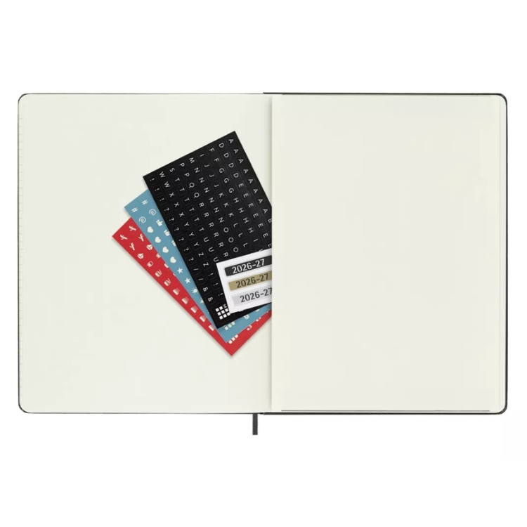 <b>マチ付ポケットでメモや名刺をストック</b>モレスキン定番の拡張ポケット。